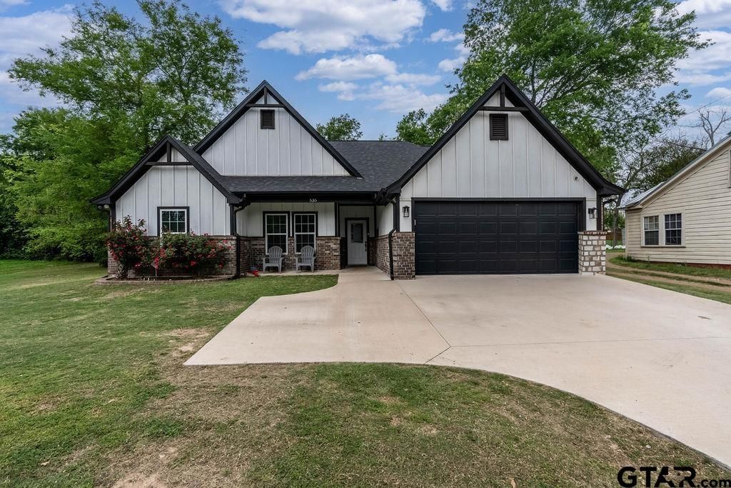 535 S Bolton, Jacksonville, TX 75766