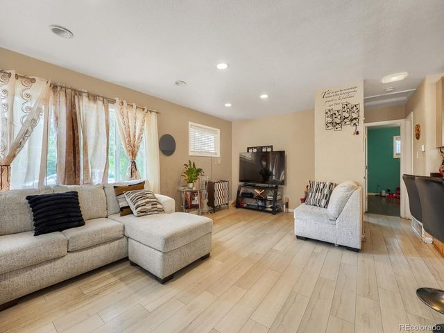 4960 W Oregon Pl, Denver, CO 80219