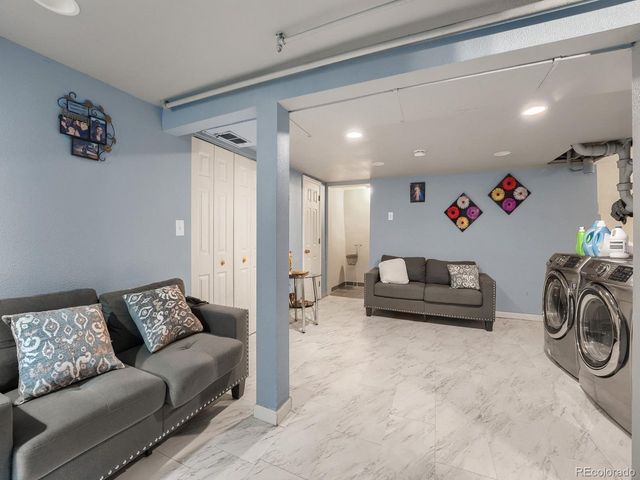 4960 W Oregon Pl, Denver, CO 80219