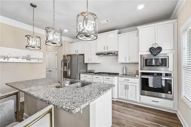 158 Mitchem Creek Drive, Loganville, GA 30052