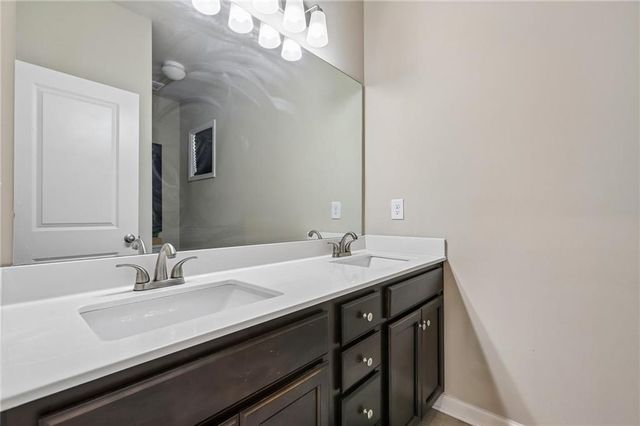 158 Mitchem Creek Drive, Loganville, GA 30052