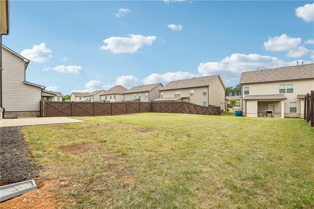 158 Mitchem Creek Drive, Loganville, GA 30052
