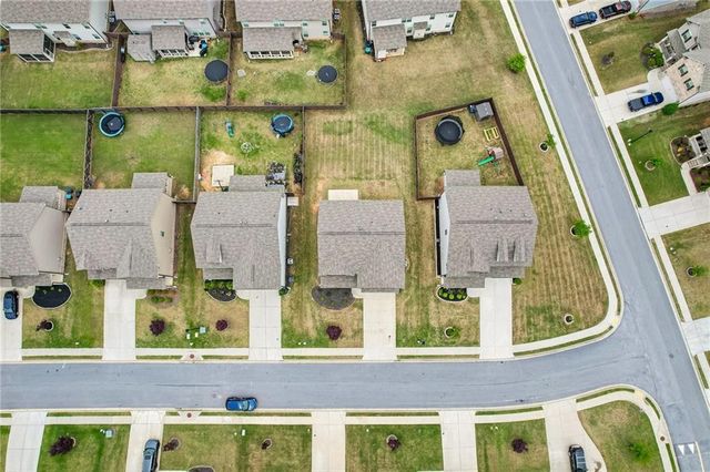 158 Mitchem Creek Drive, Loganville, GA 30052