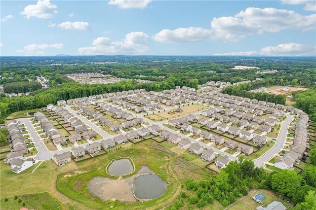 158 Mitchem Creek Drive, Loganville, GA 30052