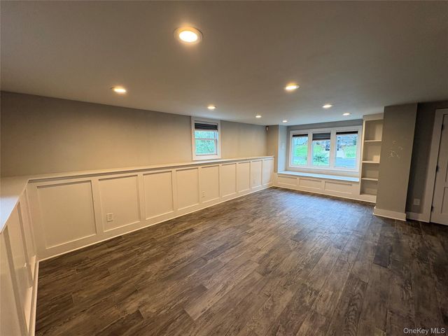 19 Nursery Road, Melville, NY 11747