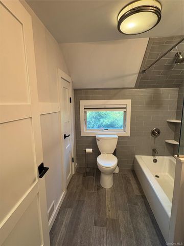 19 Nursery Road, Melville, NY 11747