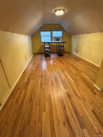 19 Nursery Road, Melville, NY 11747