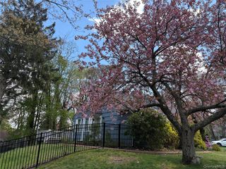 19 Nursery Road, Melville, NY 11747