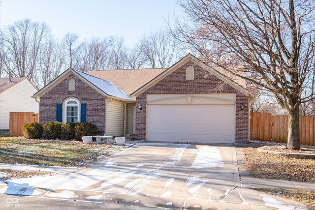 13270 Summerwood Lane, Fishers, IN 46038
