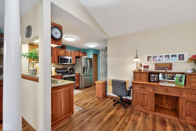 13270 Summerwood Lane, Fishers, IN 46038