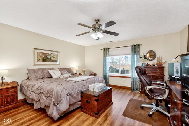 13270 Summerwood Lane, Fishers, IN 46038