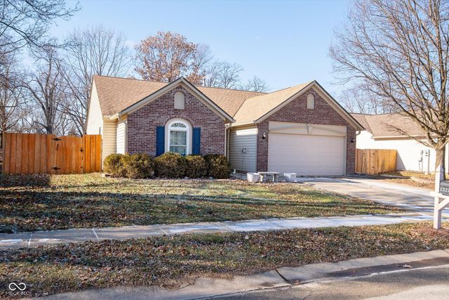 13270 Summerwood Lane, Fishers, IN 46038