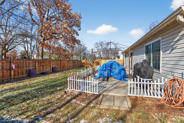 13270 Summerwood Lane, Fishers, IN 46038