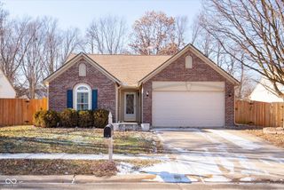 13270 Summerwood Lane, Fishers, IN 46038