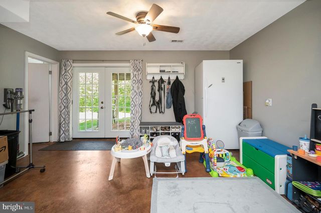 16085 RIDGE RD, King George, VA 22485