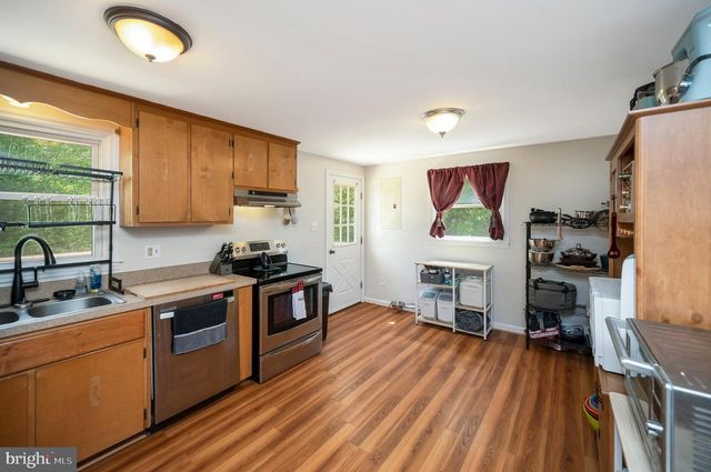 16085 RIDGE RD, King George, VA 22485