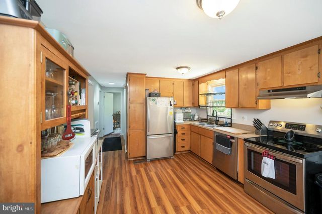 16085 RIDGE RD, King George, VA 22485
