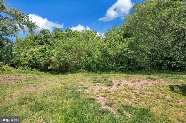 16085 RIDGE RD, King George, VA 22485