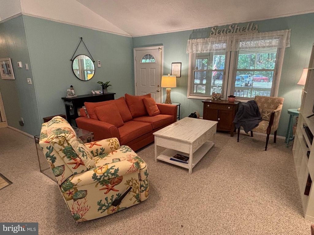 Image 11 of property listing at 126 CAMELOT CIR, Ocean Pines, MD 21811