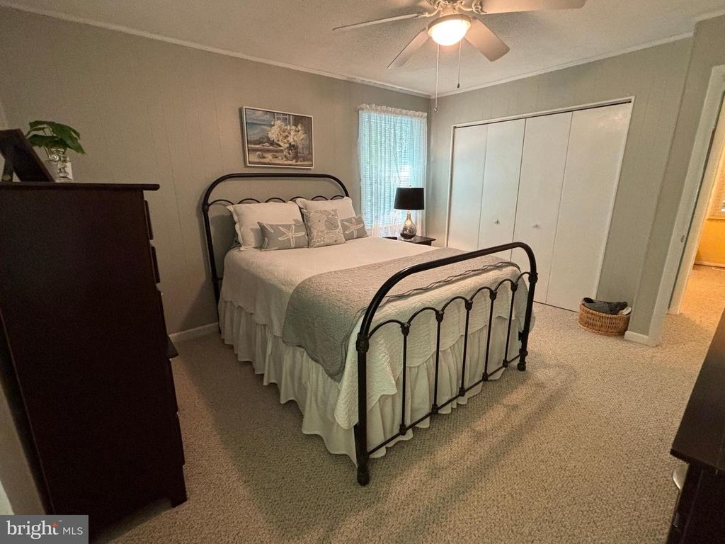Image 21 of property listing at 126 CAMELOT CIR, Ocean Pines, MD 21811