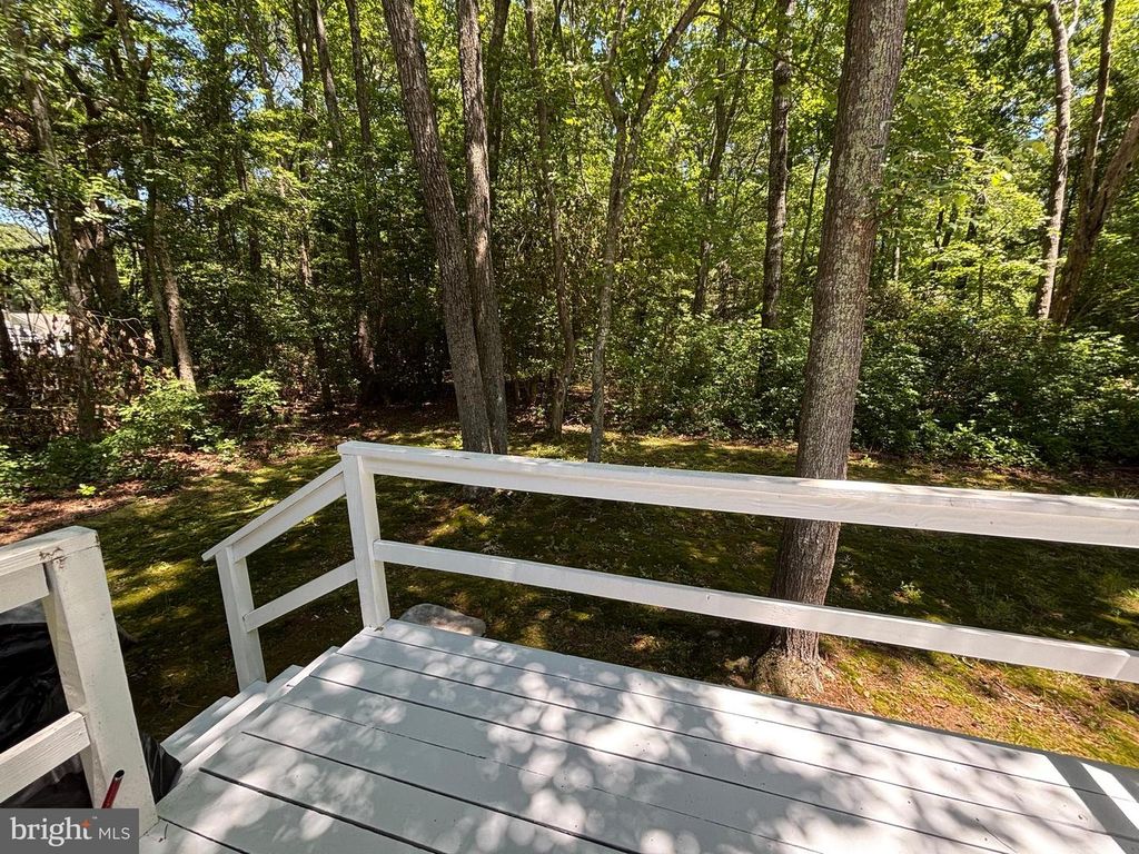 Image 29 of property listing at 126 CAMELOT CIR, Ocean Pines, MD 21811