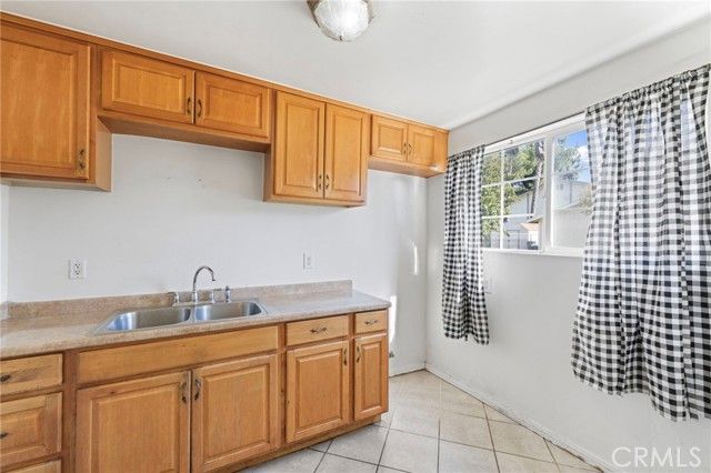 9721 Juniper, Fontana, CA 92335