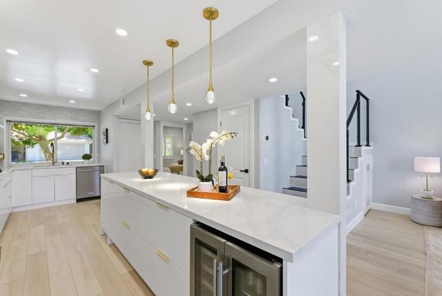 135 Vista Del Lago, Los Gatos, CA 95032