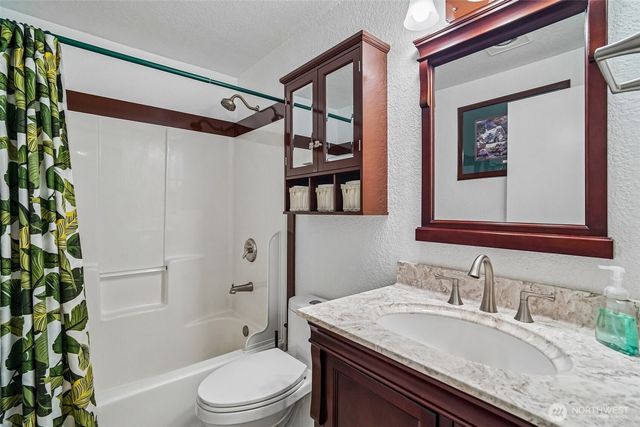 6118 180th Place NW, Stanwood, WA 98292