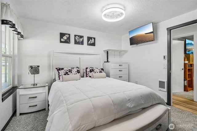 6118 180th Place NW, Stanwood, WA 98292