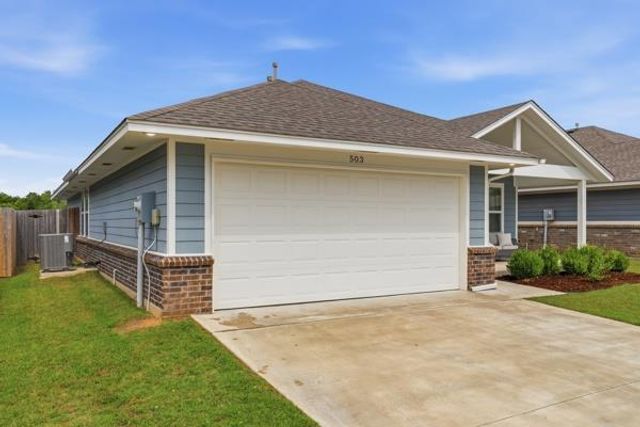 503 Remington Avenue, Jones, OK 73049