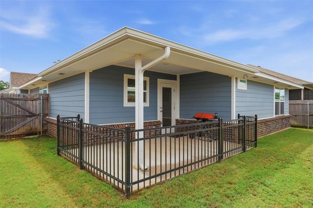 503 Remington Avenue, Jones, OK 73049