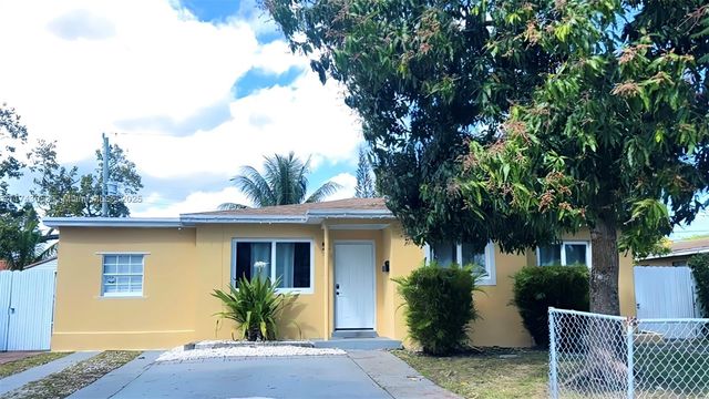 1431 NE 156th Ter, North Miami Beach, FL 33162