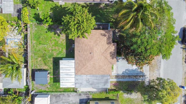 1431 NE 156th Ter, North Miami Beach, FL 33162