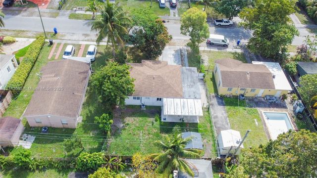 1431 NE 156th Ter, North Miami Beach, FL 33162