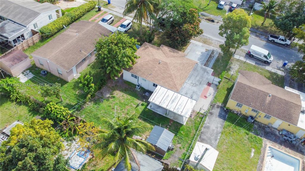 1431 NE 156th Ter, North Miami Beach, FL 33162