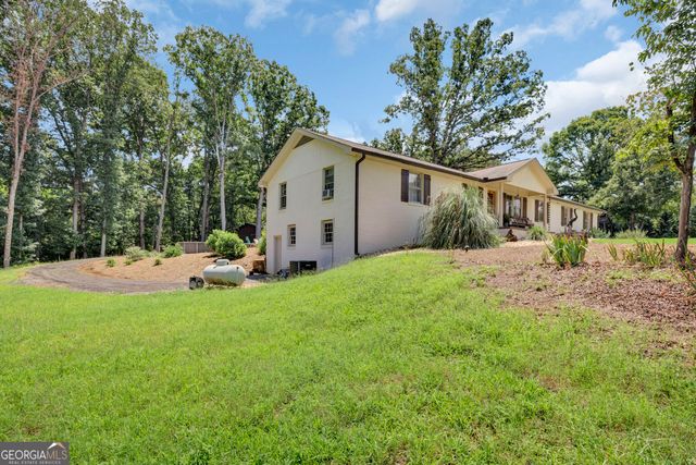 1675 Alcovy Trestle Road, Social Circle, GA 30025