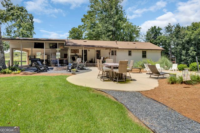 1675 Alcovy Trestle Road, Social Circle, GA 30025
