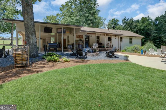 1675 Alcovy Trestle Road, Social Circle, GA 30025