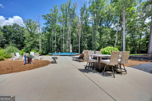 1675 Alcovy Trestle Road, Social Circle, GA 30025