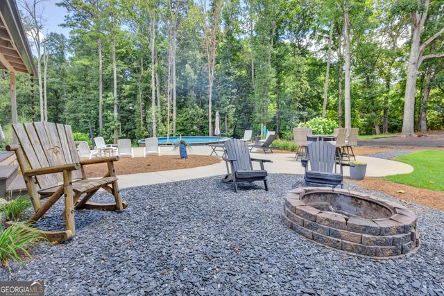 1675 Alcovy Trestle Road, Social Circle, GA 30025