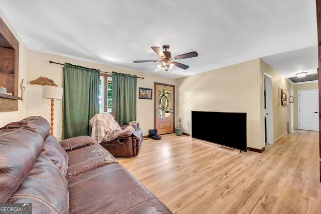 1675 Alcovy Trestle Road, Social Circle, GA 30025