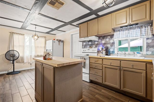 2526 26TH STREET S, St Petersburg, FL 33712