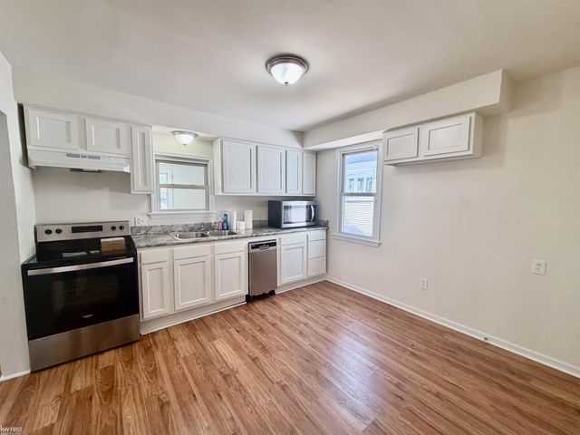 1217 Rawlins Street, Port Huron, MI 48060