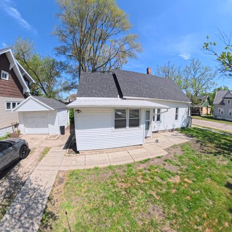 1217 Rawlins Street, Port Huron, MI 48060