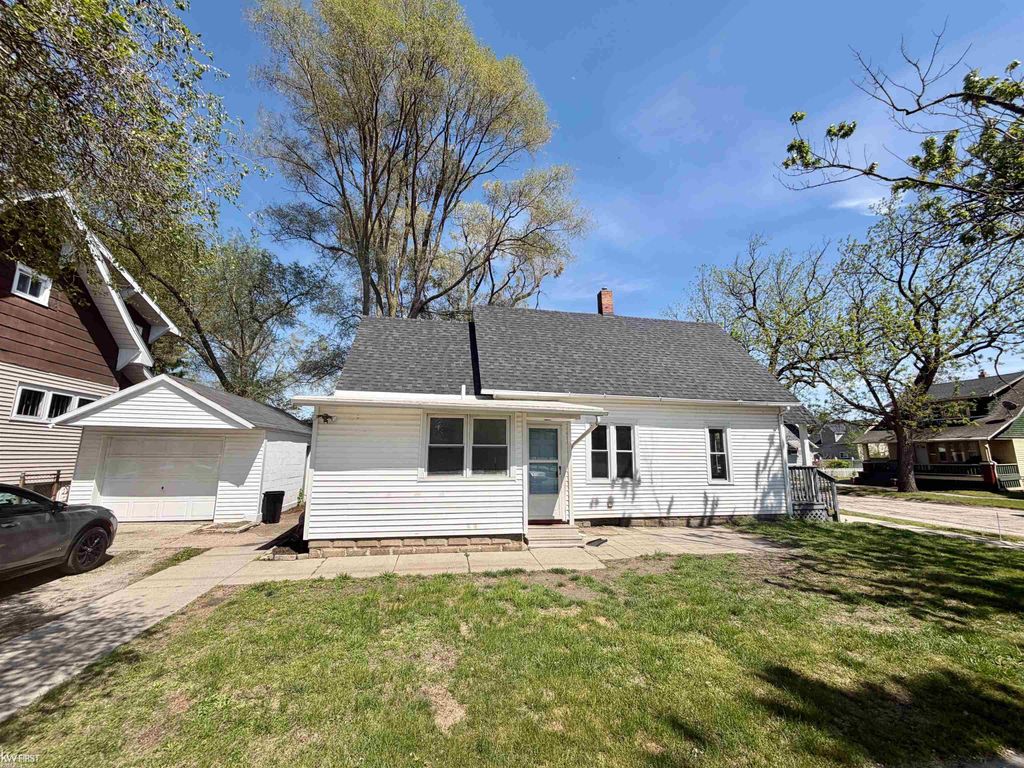 1217 Rawlins Street, Port Huron, MI 48060