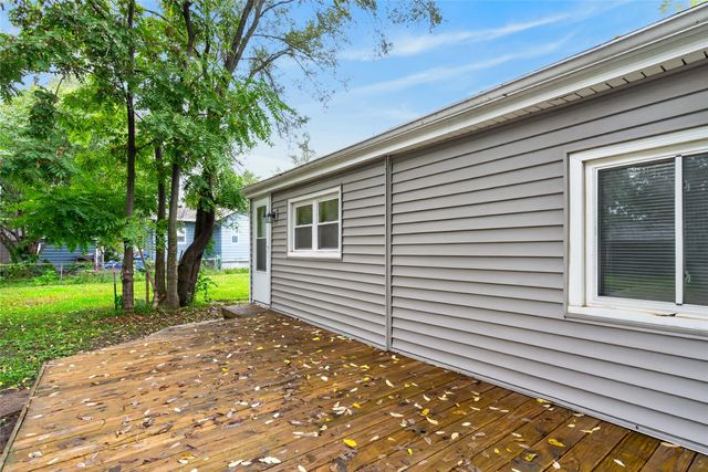 2523 Lyon Street, Des Moines, IA 50317