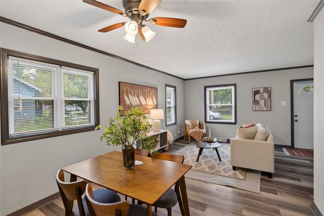 2523 Lyon Street, Des Moines, IA 50317