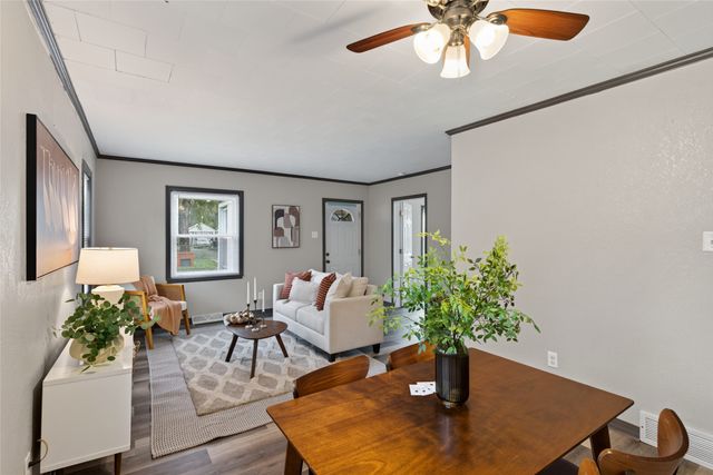 2523 Lyon Street, Des Moines, IA 50317
