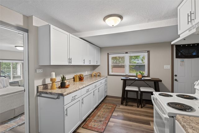2523 Lyon Street, Des Moines, IA 50317