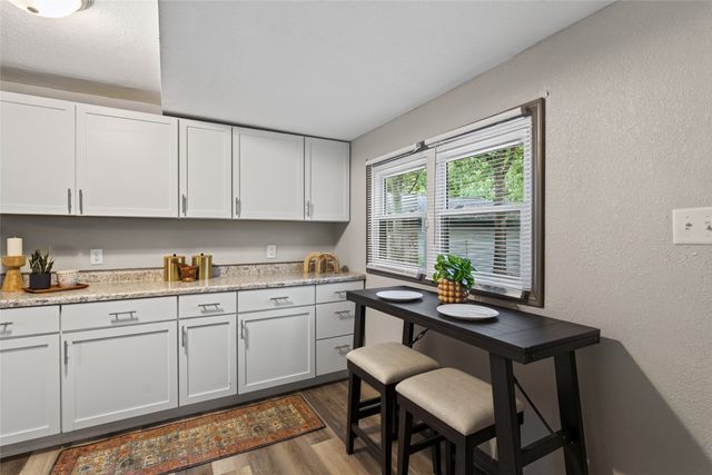 2523 Lyon Street, Des Moines, IA 50317